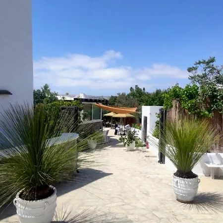 Mykonian Iros & Villa *