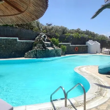 Mykonian Iros & Villa Kalo Livadi