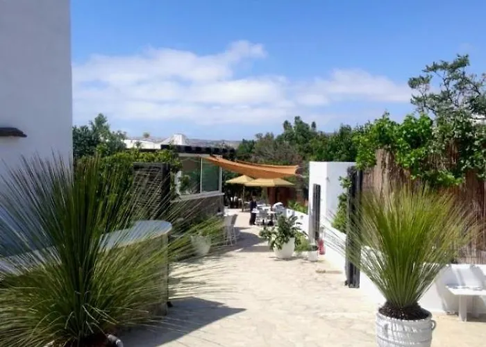 Mykonian Iros & Villa *