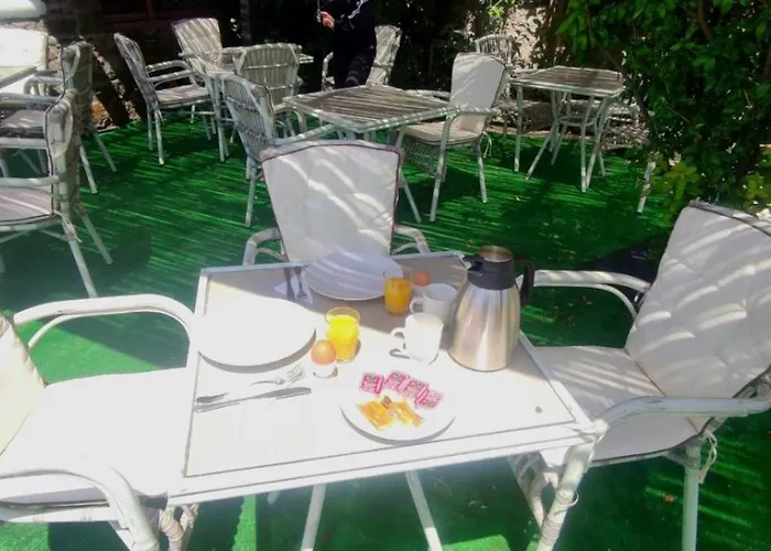 Villa Mykonian Iros & *