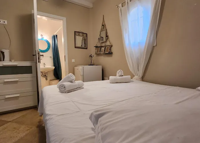 Mykonian Iros & Villa Kalo Livadi