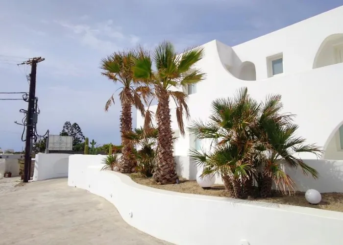 Mykonian Iros & * קאלו ליבאדי