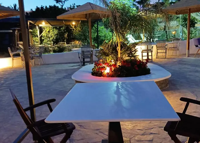 Mykonian Iros & Villa *