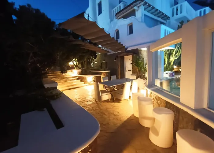 Mykonian Iros & קאלו ליבאדי