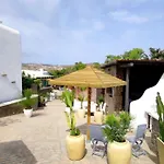 Mykonian Iros & Villa Kalo Livadi
