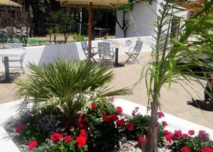 Mykonian Iros & * Kalo Livadi