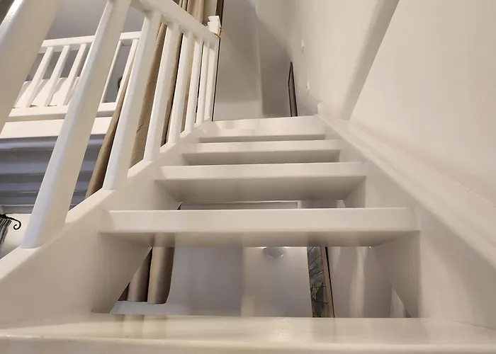 Mykonian Iros & * カロ・リヴァディ