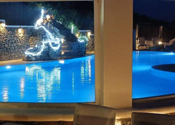 Willa Mykonian Iros & Kalo Livadi