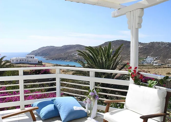 Mykonian Iros & Villa