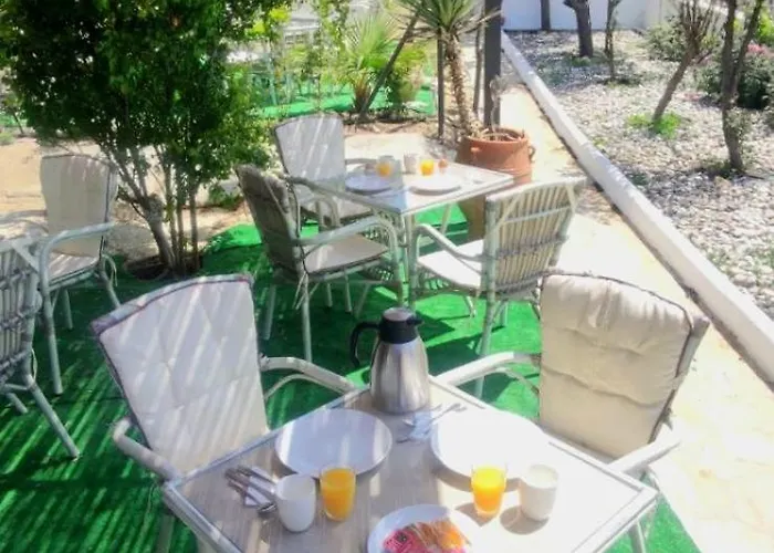 Mykonian Iros & Villa